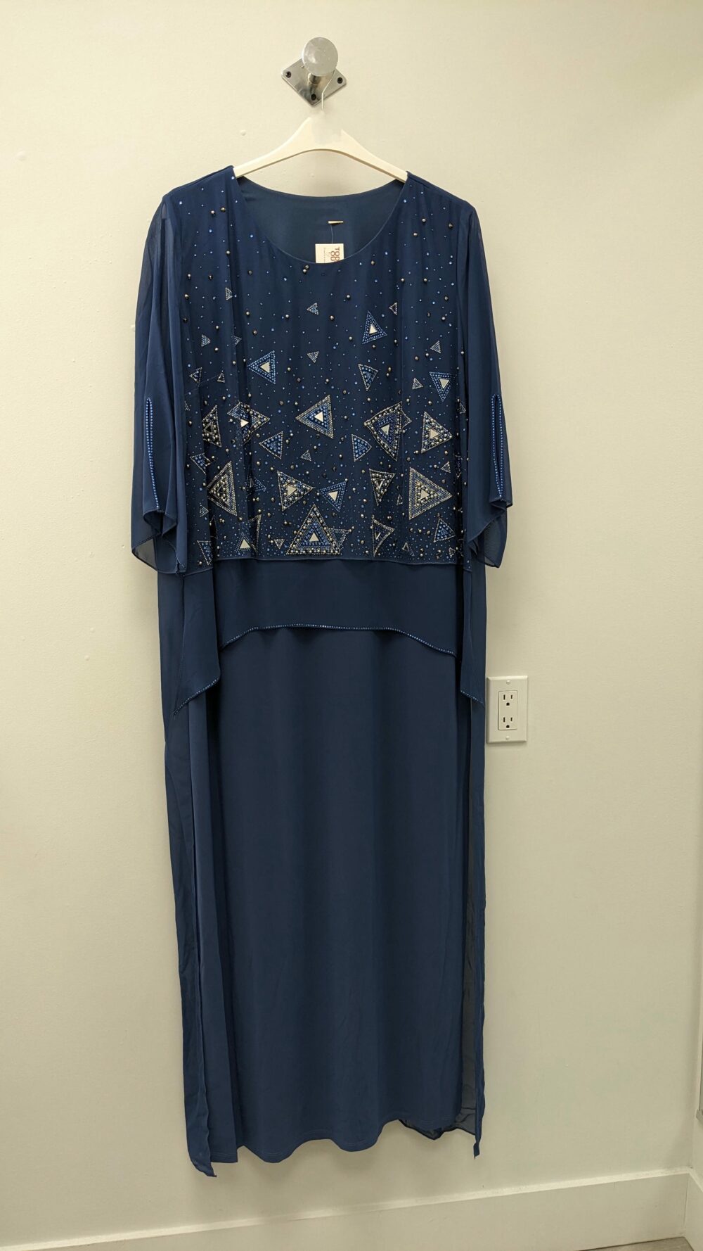 Today's Outing Gown 012-3-54